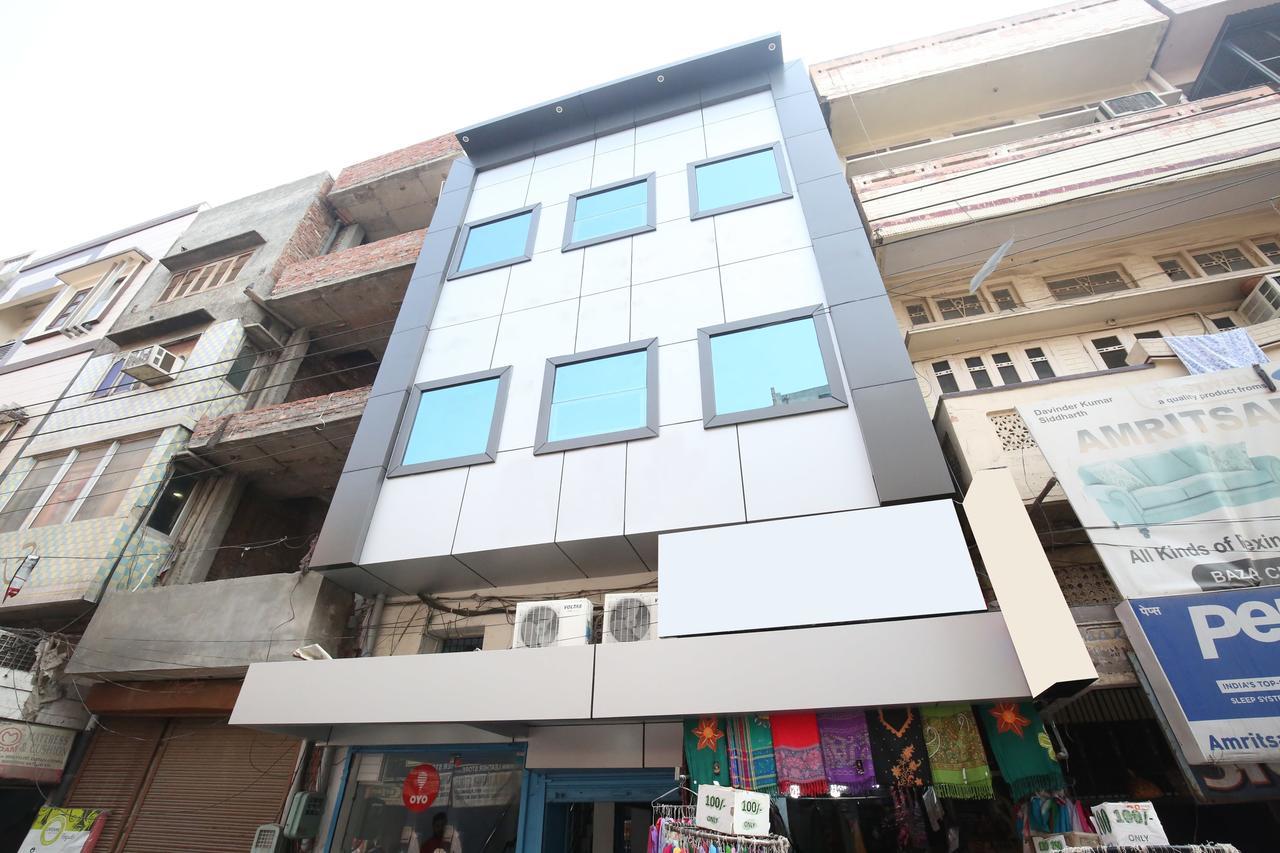 Oyo 11421 Regal Residency Hotel Amritsar Buitenkant foto